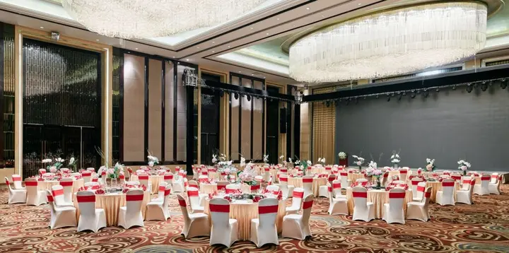 Шицзячжуан: Intercontinental Shijiazhuang by IHG