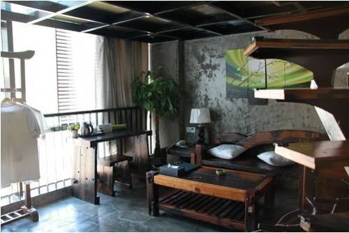 Яншо: Langqiao Station Hotel - Yangshuo