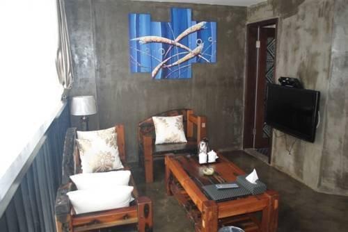 Яншо: Langqiao Station Hotel - Yangshuo