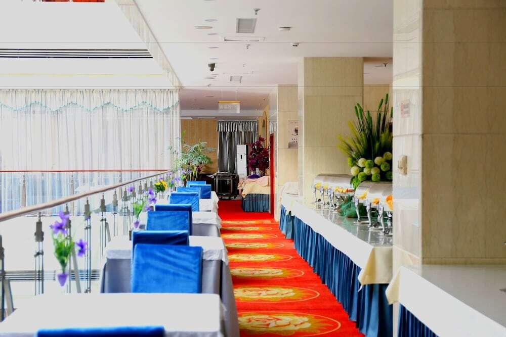 Лоян: Luoyang Yijun Hotel