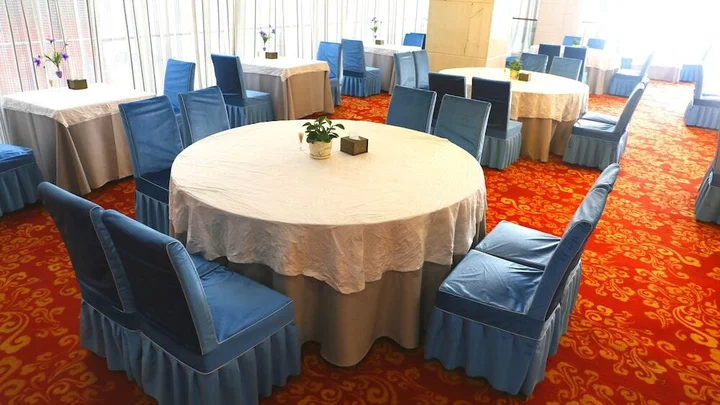 Лоян: Luoyang Yijun Hotel