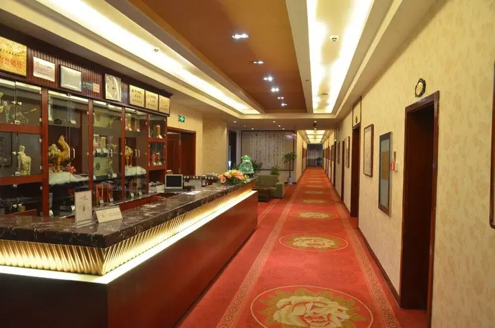 Лоян: Luoyang Yijun Hotel