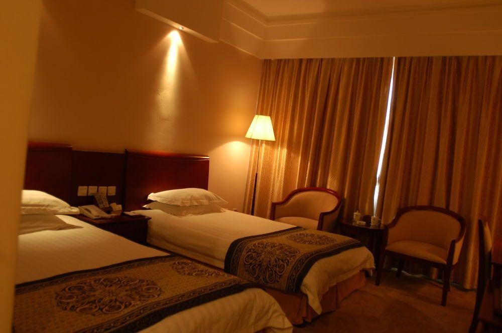 Лоян: Luoyang Yijun Hotel