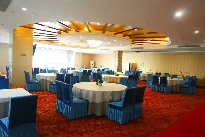 Лоян: Luoyang Yijun Hotel