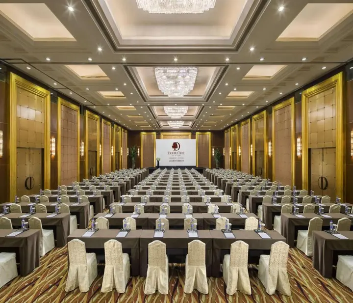 Шанхай: DoubleTree by Hilton Hotel Shanghai - Pudong