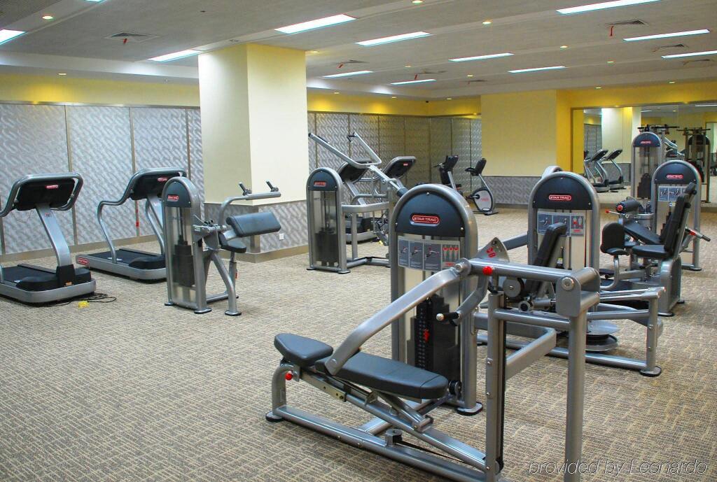 Уху: Golden Eagle Summit Hotel