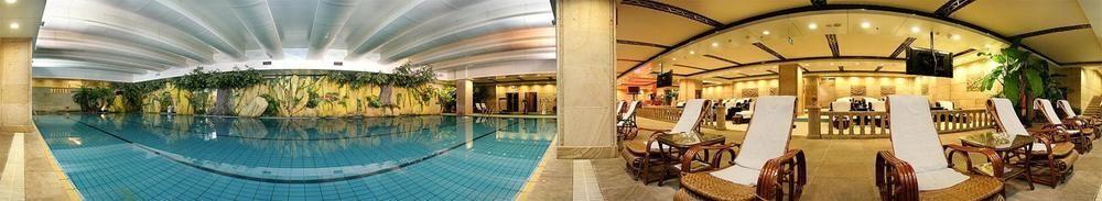 Датун: Datong Hong An International Hotel