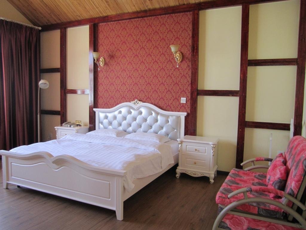 Баошань: Green Tree Inn Express Tengchong Rehai Spa Jichang Road