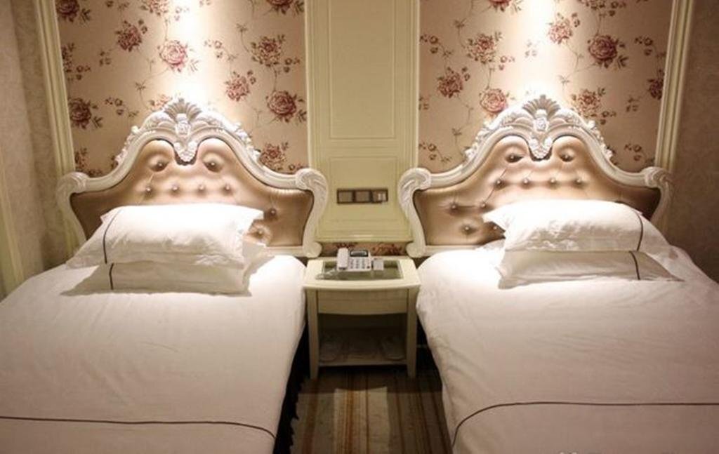 Иу: Manju Hotel