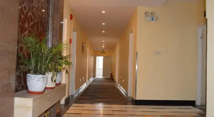Шанхай: Excellence Hotel