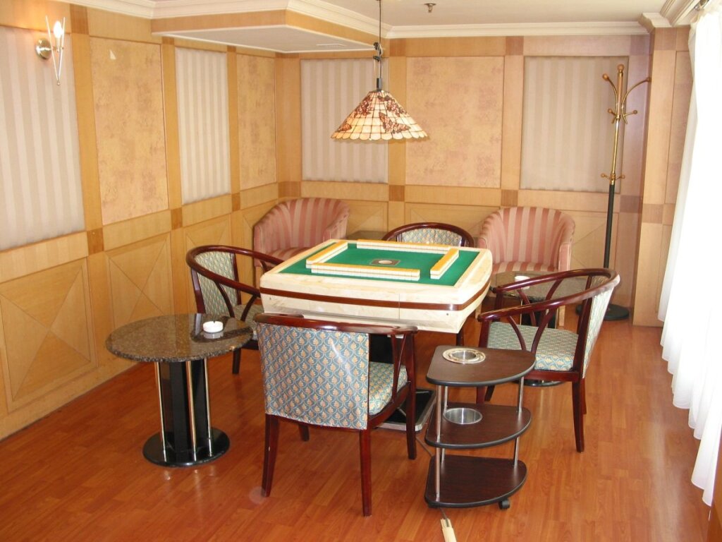 Далянь: Dalian Golden Shine International Hotel