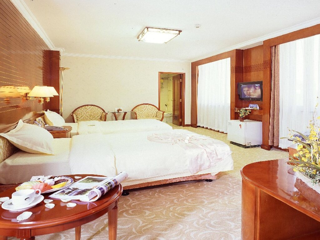 Далянь: Dalian Golden Shine International Hotel