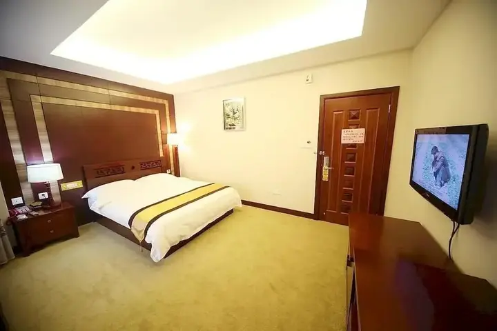 Баошань: Yumingju Hotel