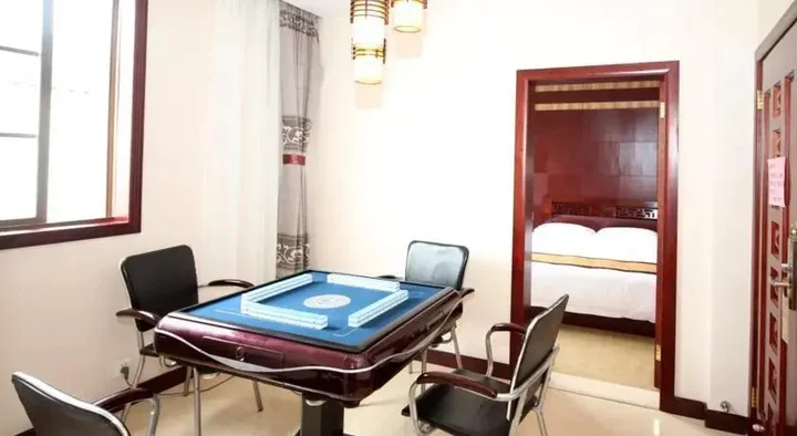Баошань: Yumingju Hotel