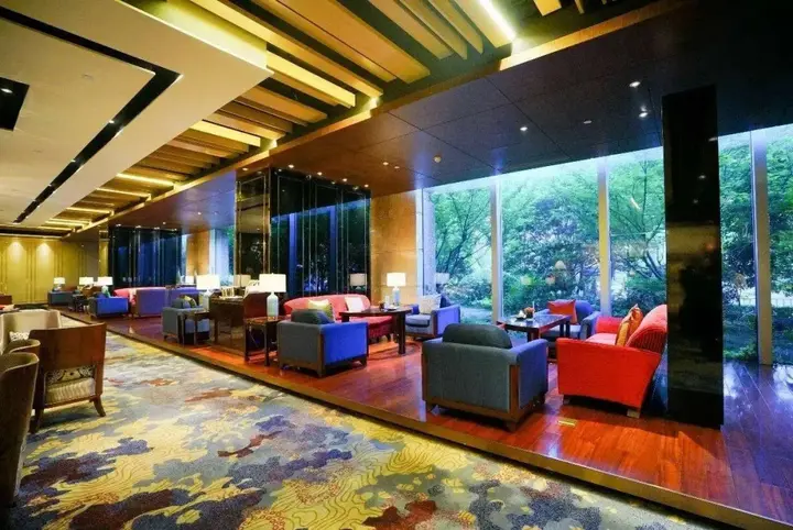 Нинбо: Wyndham Grand Plaza Royale Ningbo