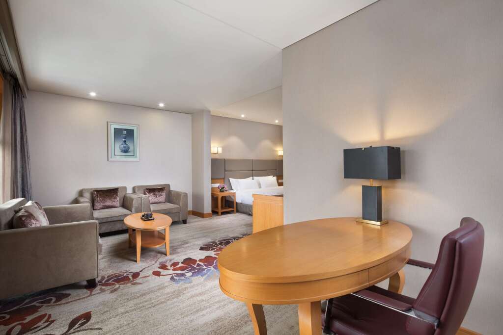 Пекин: Ramada by Wyndham Beijing Airport