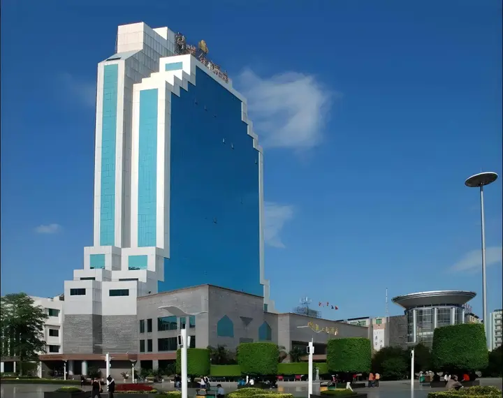 Гуанчжоу: Guangzhou New Century Hotel