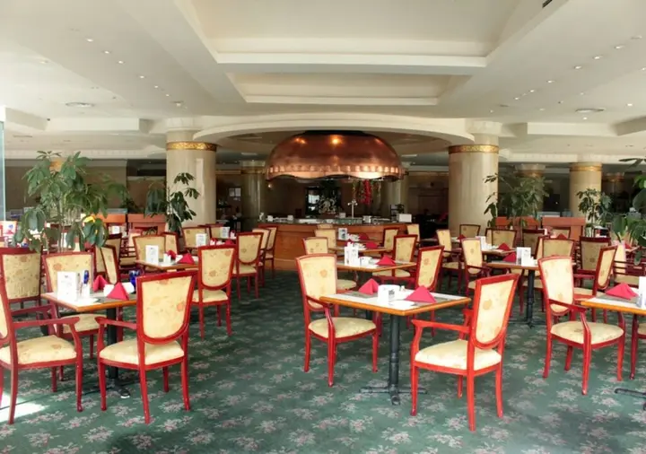 Чэнду: Sichuan Hotel