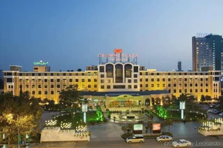 Чжэнчжоу: Crowne Plaza Zhengzhou by IHG