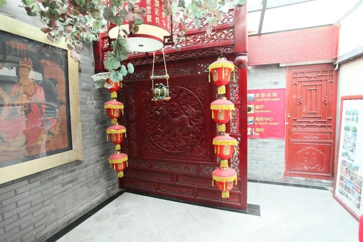 Пекин: Imperial Courtyard