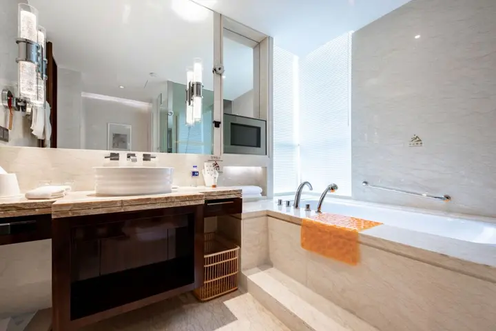 Уси: Jinling Hotel Wuxi