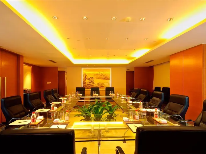 Уси: Jinling Hotel Wuxi