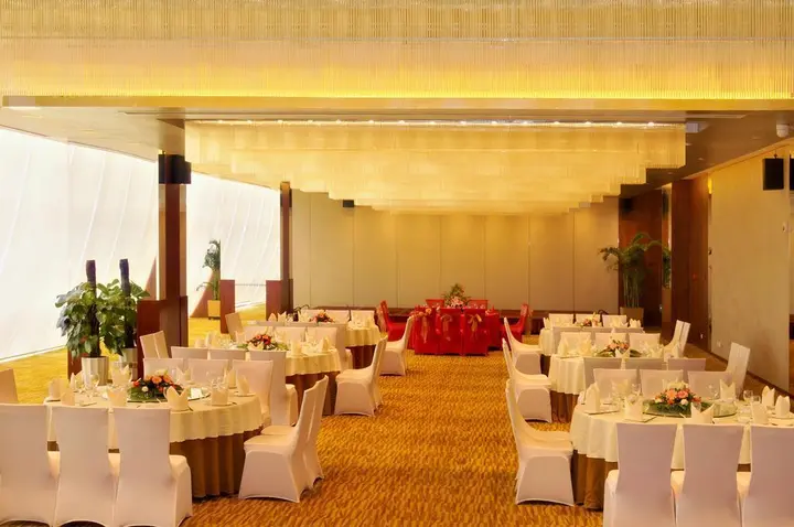Уси: Jinling Hotel Wuxi
