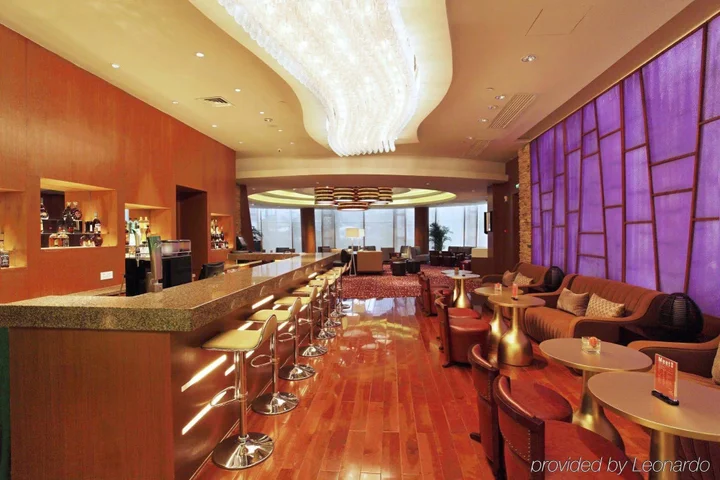 Чунцин: Отель Palace Hotels (Chongqing Nanbin Road Holy Land Hot Spring Branch)