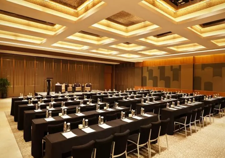Шанхай: Himalayas Hotel Shanghai