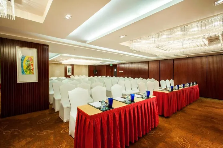Пекин: Crowne Plaza Beijing Zhongguancun by IHG