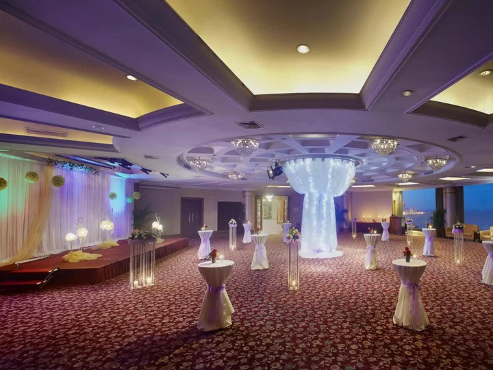 Чжухай: Grand Bay Hotel Zhuhai