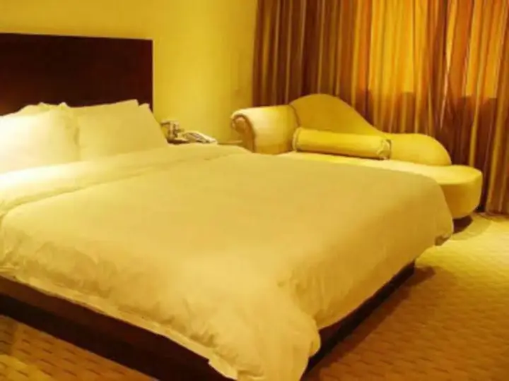 Чжухай: Zhuhai Golden Fortune Hotel