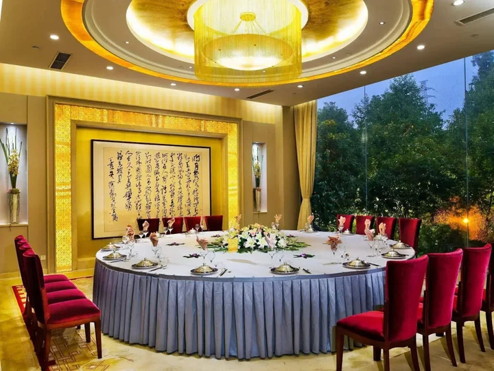 Нанкин: Jinling Riverside Hotel Nanjing