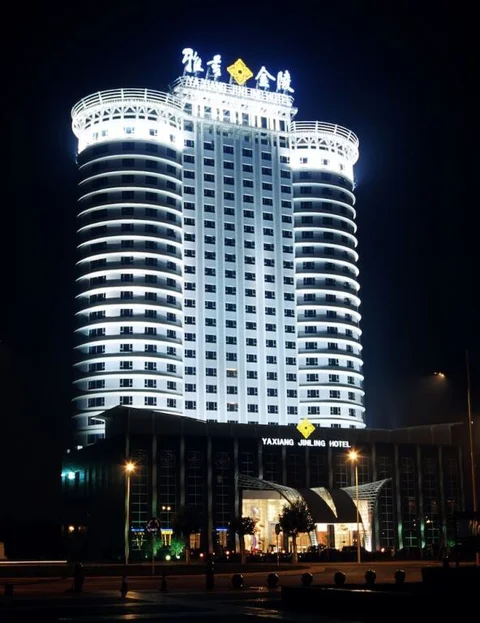Лоян: Yaxiang Jinling Palace