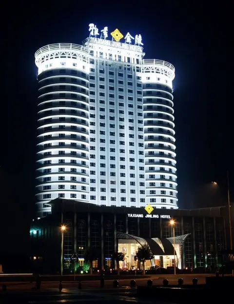 Лоян: Yaxiang Jinling Palace