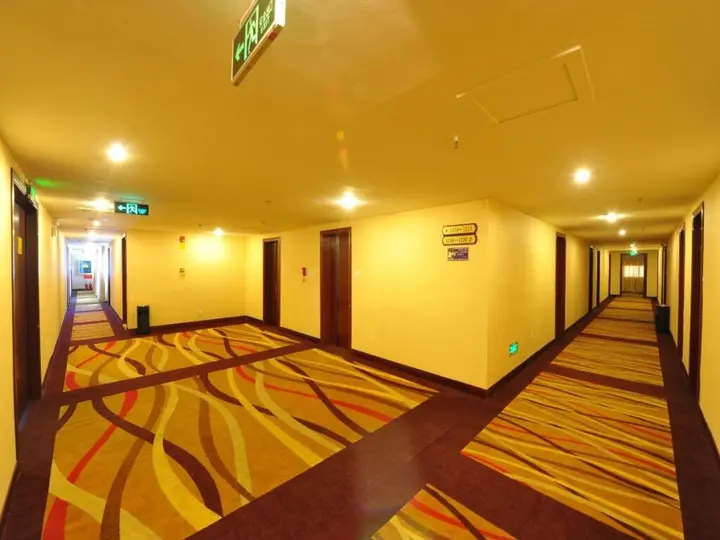 Бэйхай: Beihai Zelin Hotel