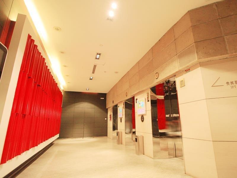 Далянь: Dalian International Hotel