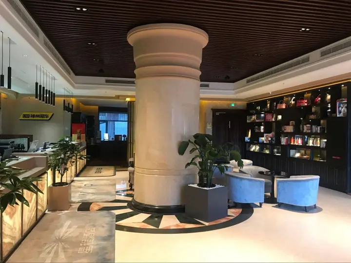Далянь: Sun Moon Lake Hotel Dalian