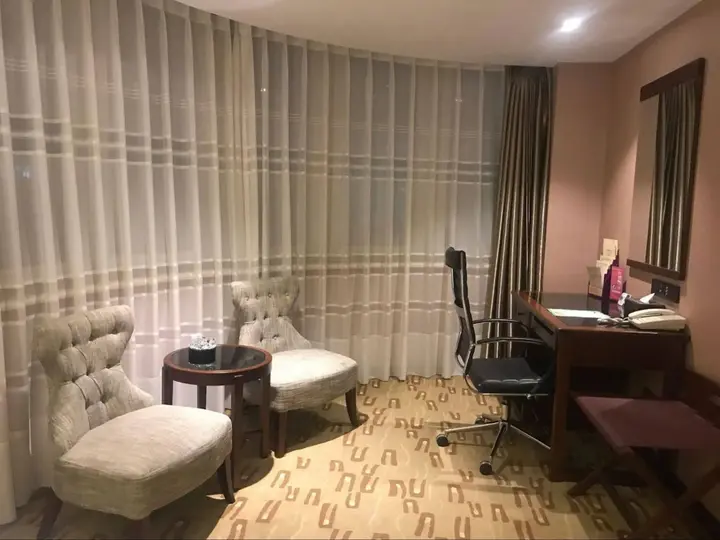 Далянь: Sun Moon Lake Hotel Dalian