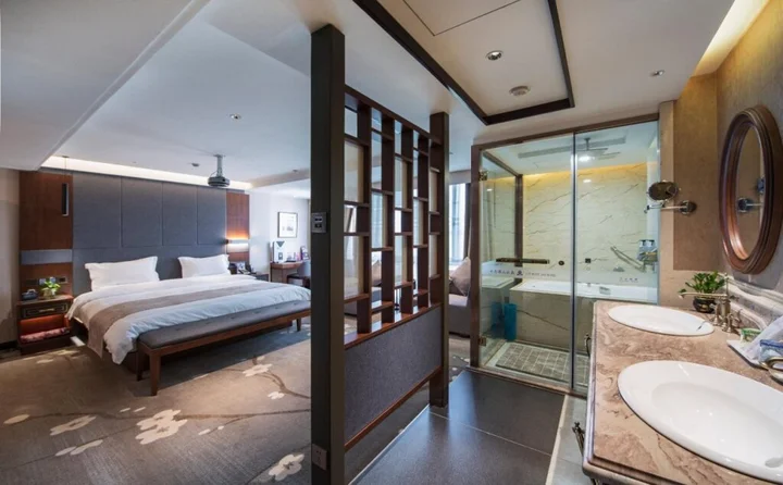 Далянь: Sun Moon Lake Hotel Dalian