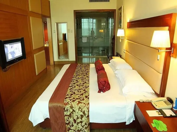 Хайкоу: Baoju Hotel Haikou
