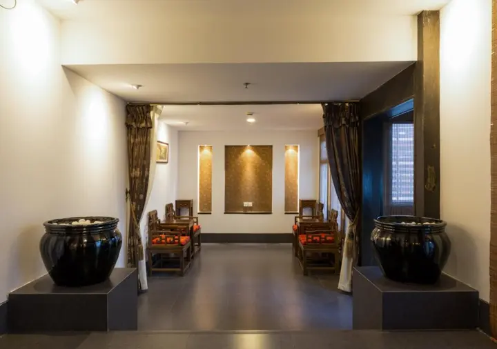 Шанхай: Baolong Homelike Hotel (Jingan Hotel)