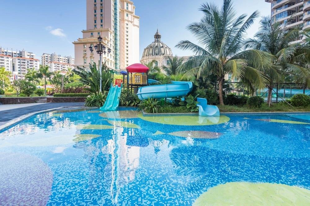 Санья: Sanya Baohong Hotel