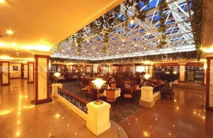 Шэньян: Shenyang Civil Aviation Hotel