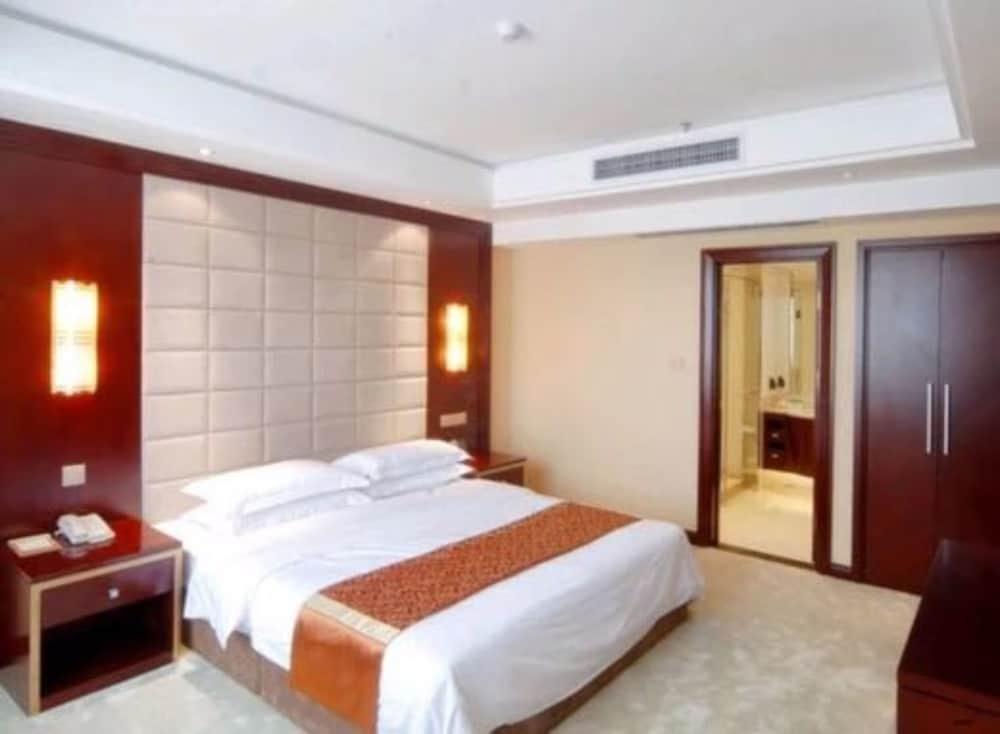Шэньян: Shenyang Civil Aviation Hotel