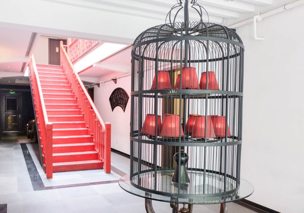 Шанхай: B LaVii House