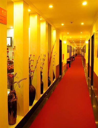 Гуанчжоу: Colorful Days Hotel