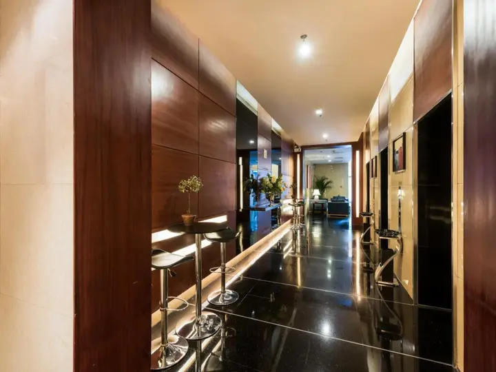 Пекин: Oak Chateau Beijing