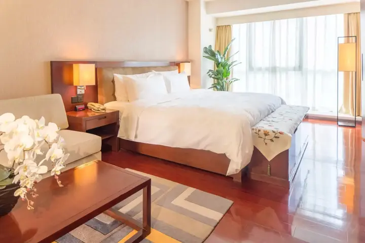 Пекин: Oak Chateau Beijing