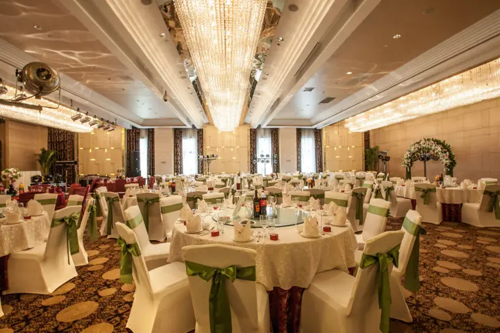Пекин: Holiday Inn Beijing Focus Square by IHG